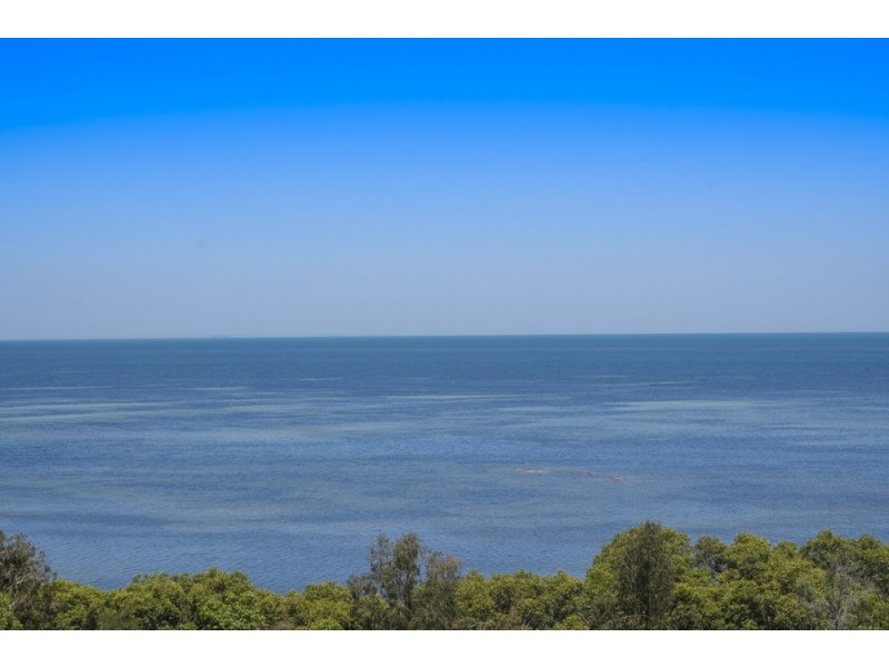 4 Dylan Court, Sandstone Point QLD 4511