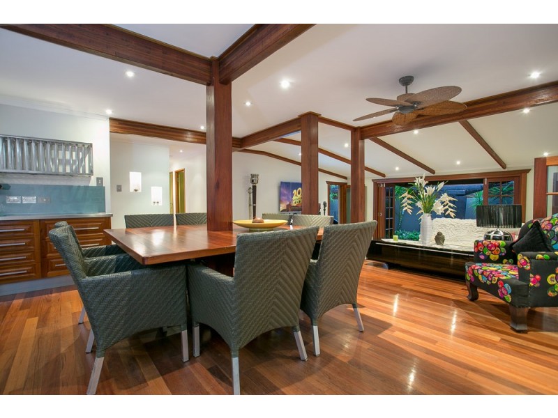 8 Hinkler Parade, Maroochydore QLD 4558