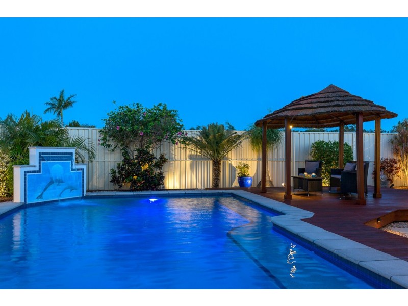 2 Headsail Drive, Banksia Beach QLD 4507