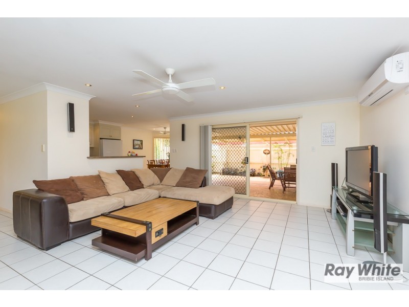 2 Headsail Drive, Banksia Beach QLD 4507