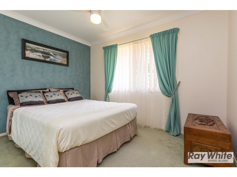 2 Headsail Drive, Banksia Beach QLD 4507