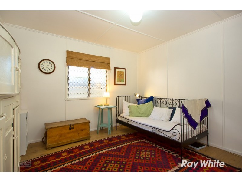 5 Winnett Street, Woorim QLD 4507