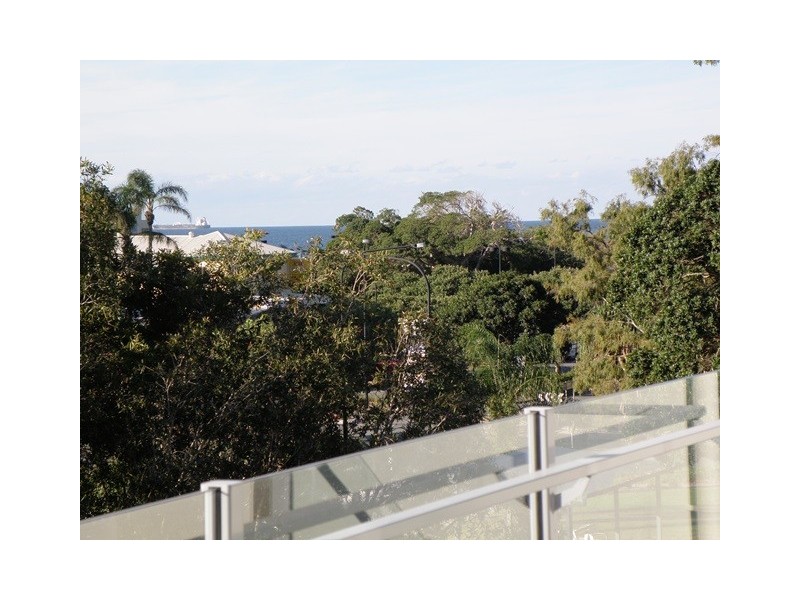 4/2 Blaik Street, Woorim QLD 4507