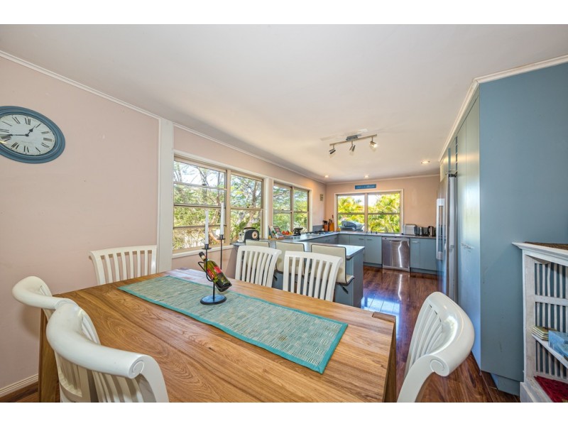 18 Ford Street, Bongaree QLD 4507