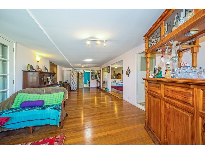 18 Ford Street, Bongaree QLD 4507