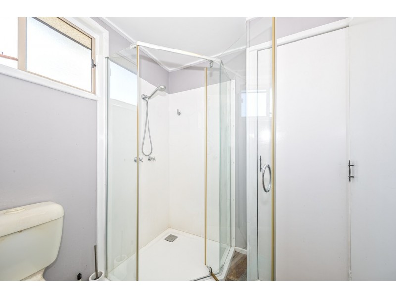 18 Ford Street, Bongaree QLD 4507