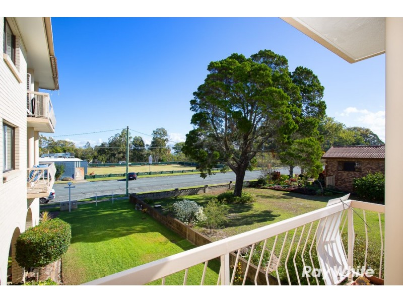 4/51 Toorbul Street, Bongaree QLD 4507