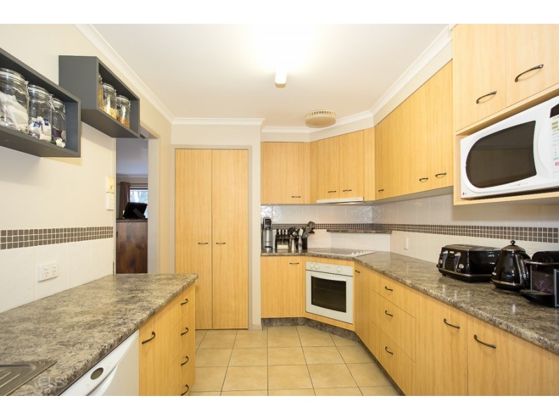 56 Relesah Dr, Ningi QLD 4511