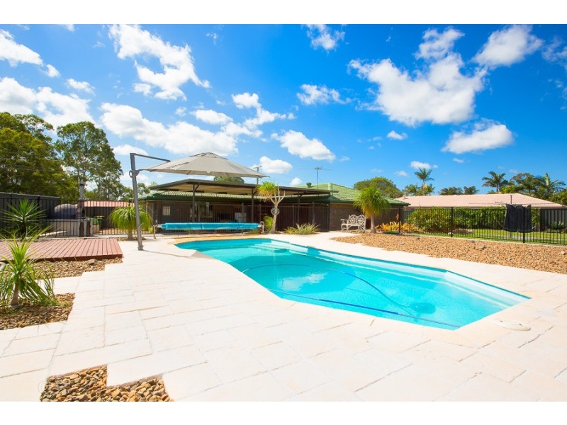 56 Relesah Dr, Ningi QLD 4511