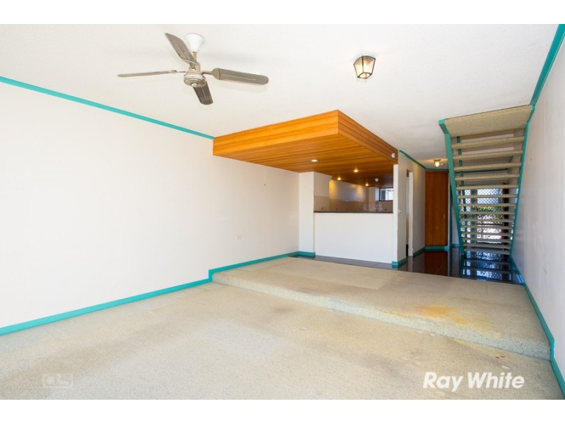 10/9-11 Spinnaker Drive, Sandstone Point QLD 4511
