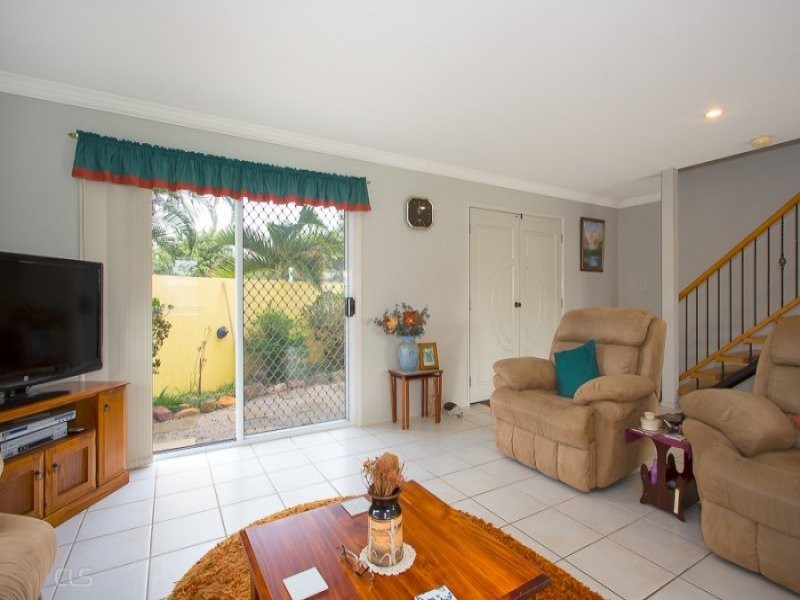 95 Sunderland Drive, Banksia Beach QLD 4507