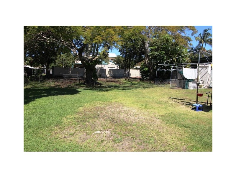 8 Bonham Street, Bongaree QLD 4507