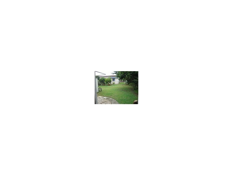 4 Morris Street, Bongaree QLD 4507