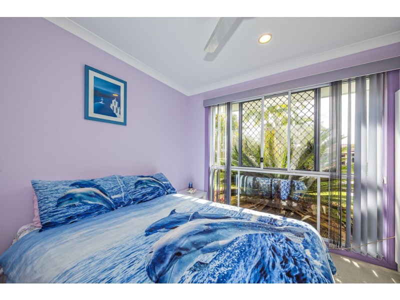 6 Voyagers Drive, Banksia Beach QLD 4507