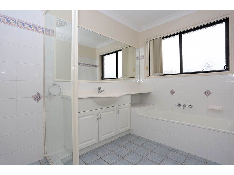 32 Voyagers Drive, Banksia Beach QLD 4507