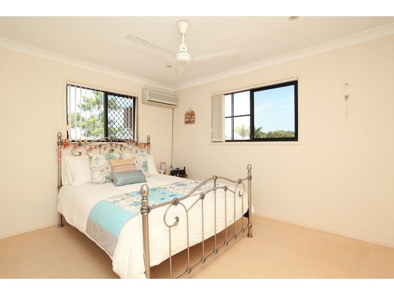 32 Voyagers Drive, Banksia Beach QLD 4507