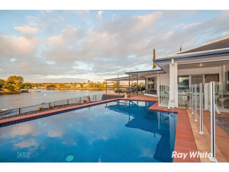 15 Voyagers Drive, Banksia Beach QLD 4507
