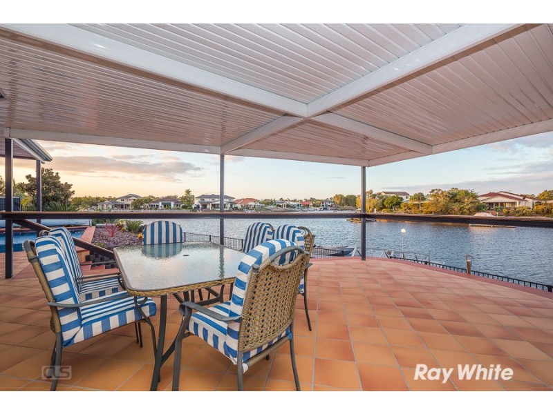 15 Voyagers Drive, Banksia Beach QLD 4507