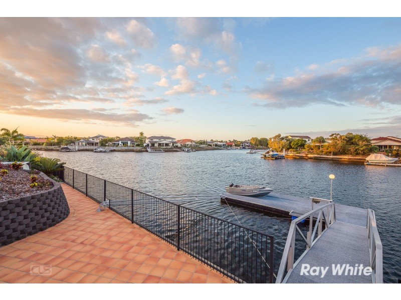 15 Voyagers Drive, Banksia Beach QLD 4507