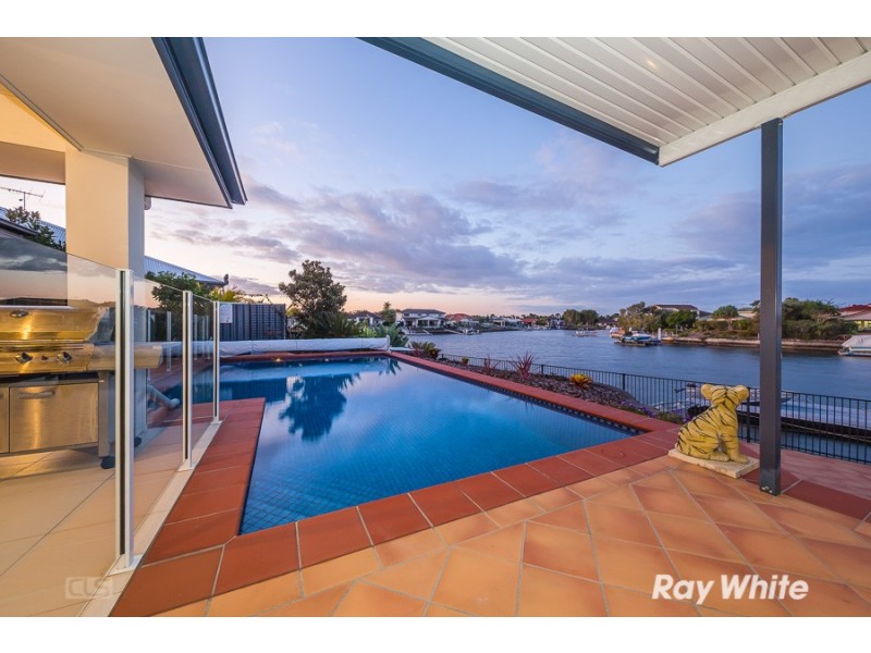 15 Voyagers Drive, Banksia Beach QLD 4507