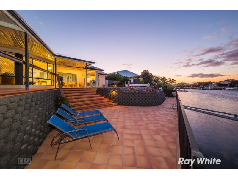 15 Voyagers Drive, Banksia Beach QLD 4507