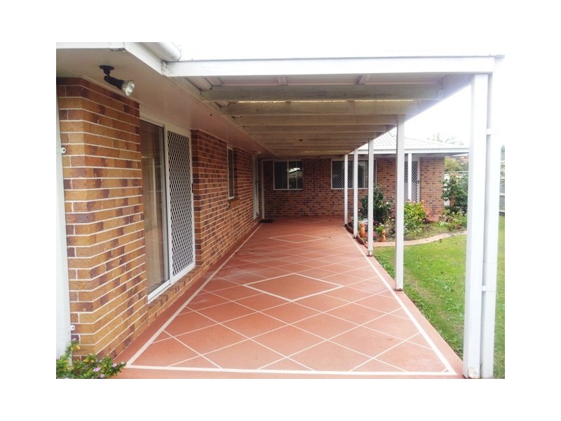 73 Avon Avenue, Banksia Beach QLD 4507