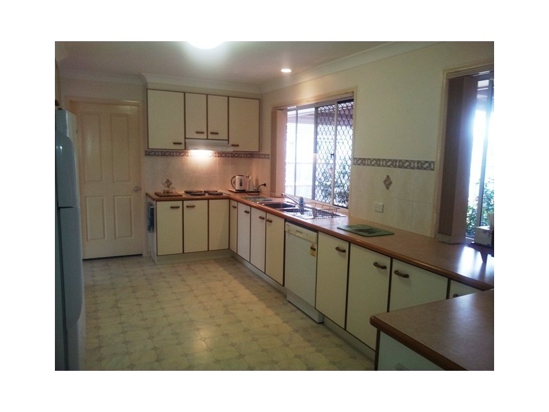 73 Avon Avenue, Banksia Beach QLD 4507