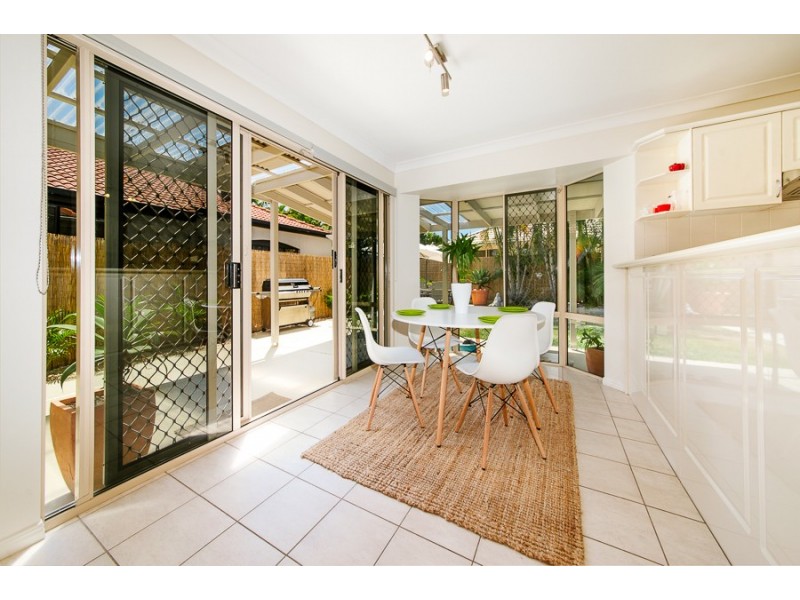 38 Voyagers Drive, Banksia Beach QLD 4507