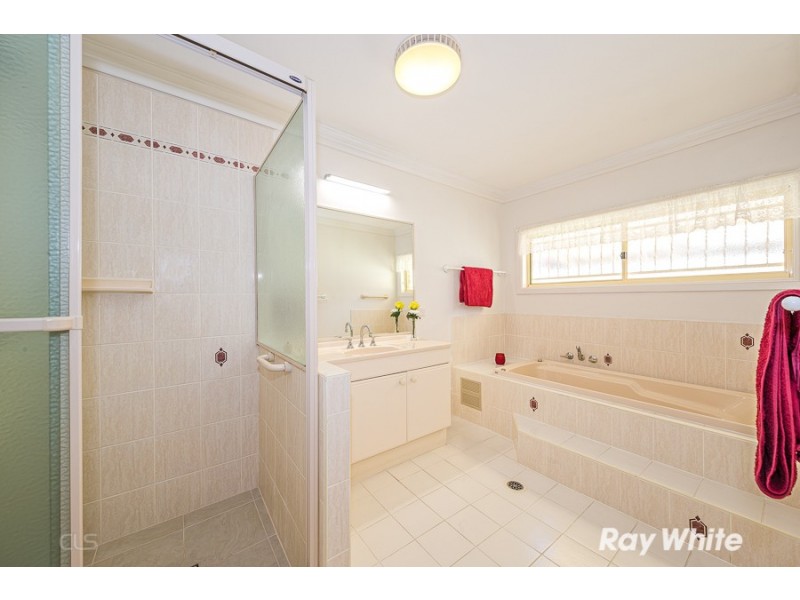 9 Magdalena Court, Banksia Beach QLD 4507