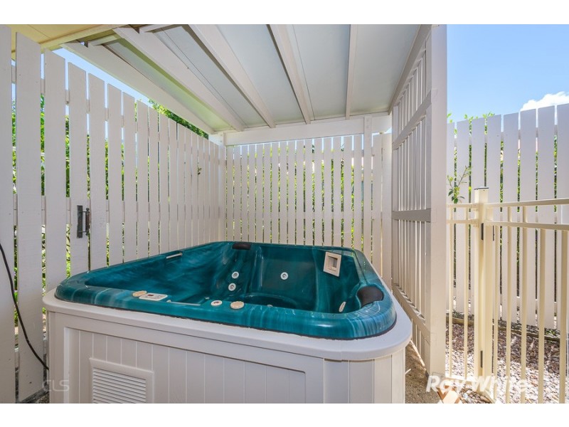 9 Magdalena Court, Banksia Beach QLD 4507