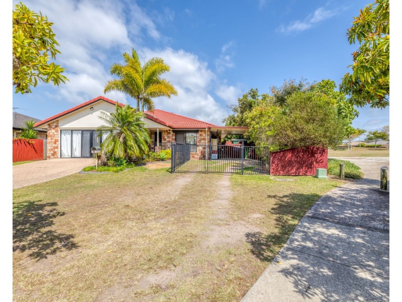 6 Tallow Court, Sandstone Point QLD 4511