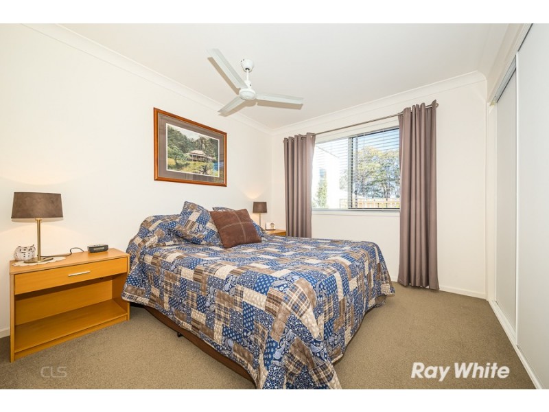 17 Captain Cook Drive, Banksia Beach QLD 4507