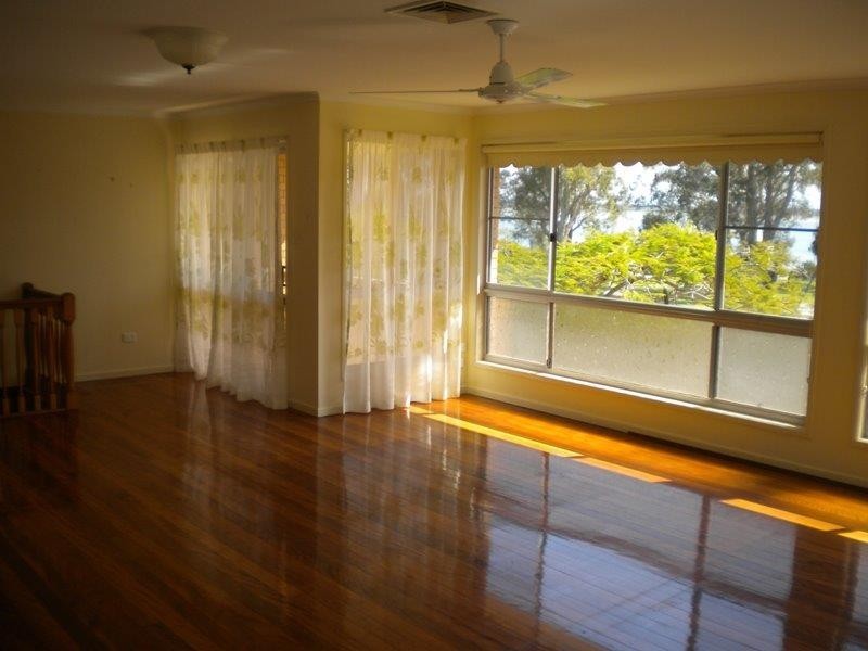 2 Walker Court, Banksia Beach QLD 4507