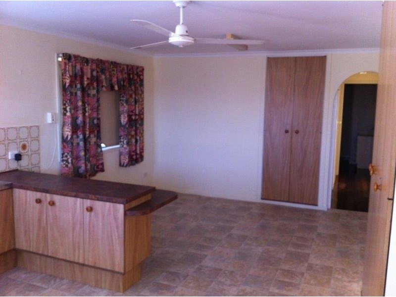 2 Walker Court, Banksia Beach QLD 4507