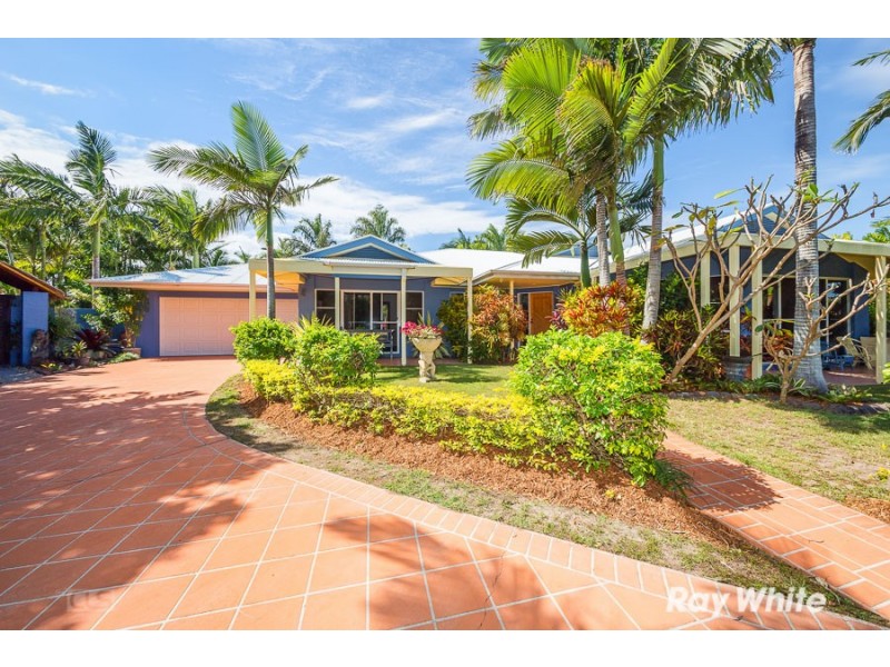 9 Eagle Court, Banksia Beach QLD 4507