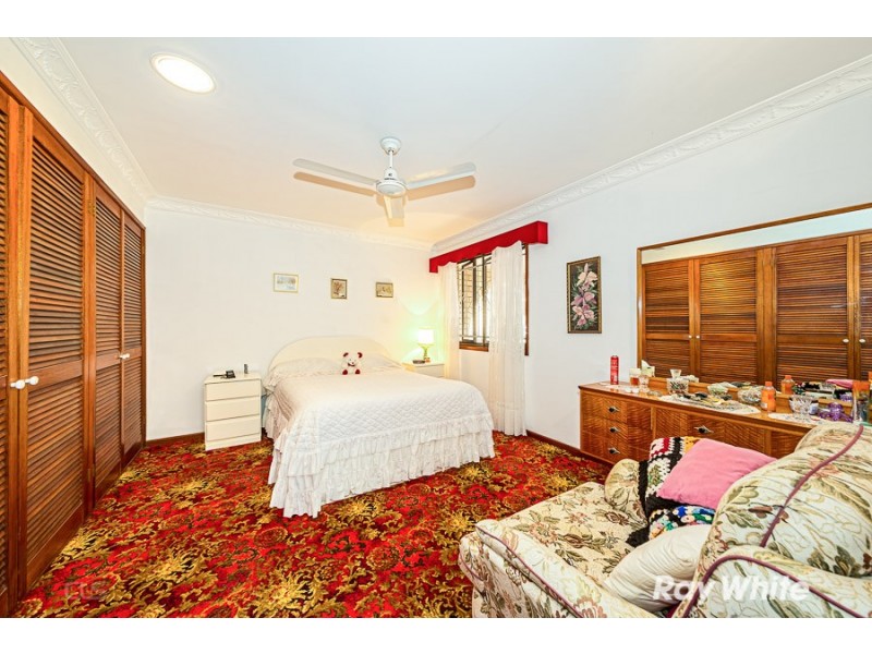 42 Winnett Street, Woorim QLD 4507