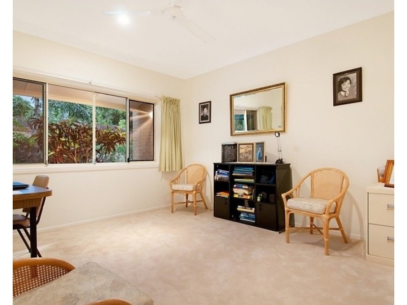 7 Whitby Court, Banksia Beach QLD 4507