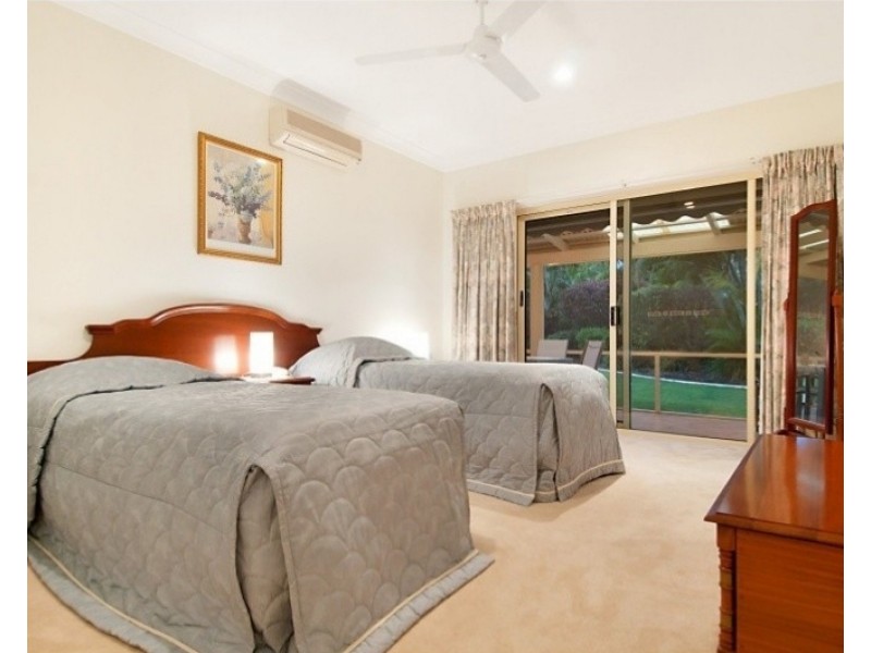 7 Whitby Court, Banksia Beach QLD 4507