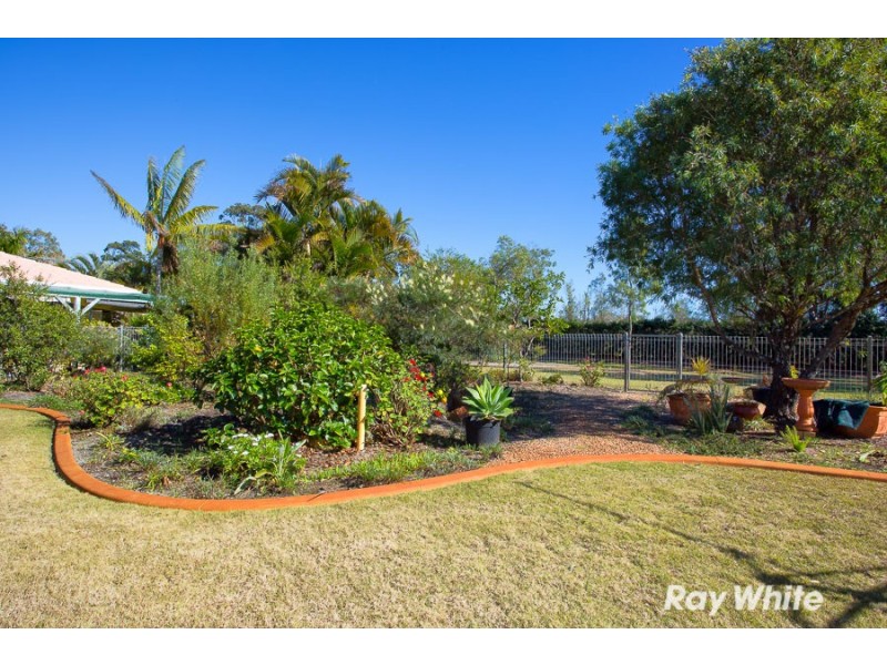 11 Flamingo Drive, Banksia Beach QLD 4507