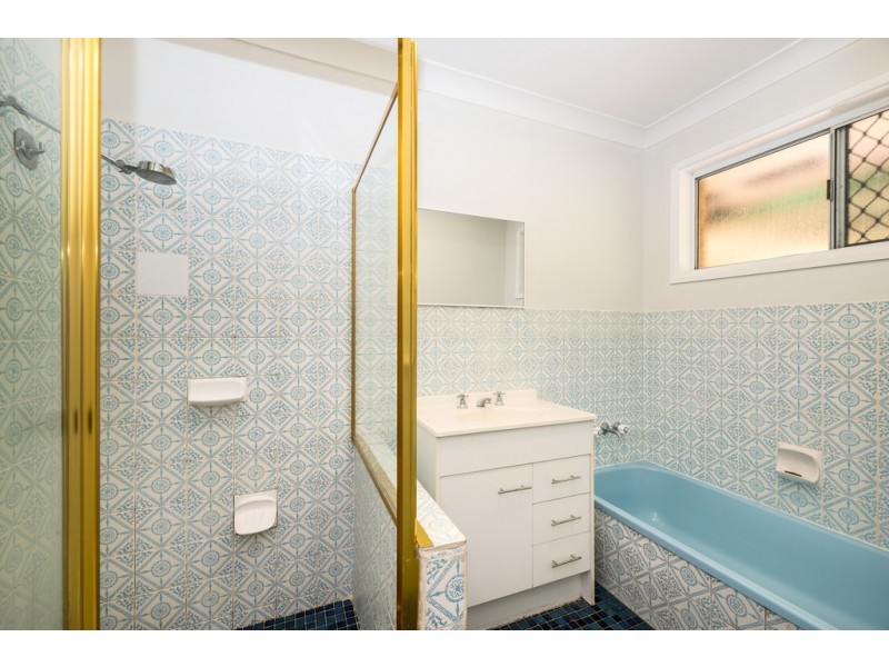 12 Brookes Crescent, Woorim QLD 4507
