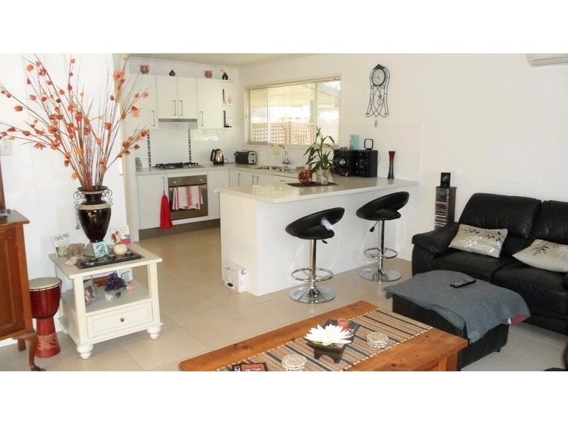 43 Kangaroo Avenue, Bongaree QLD 4507