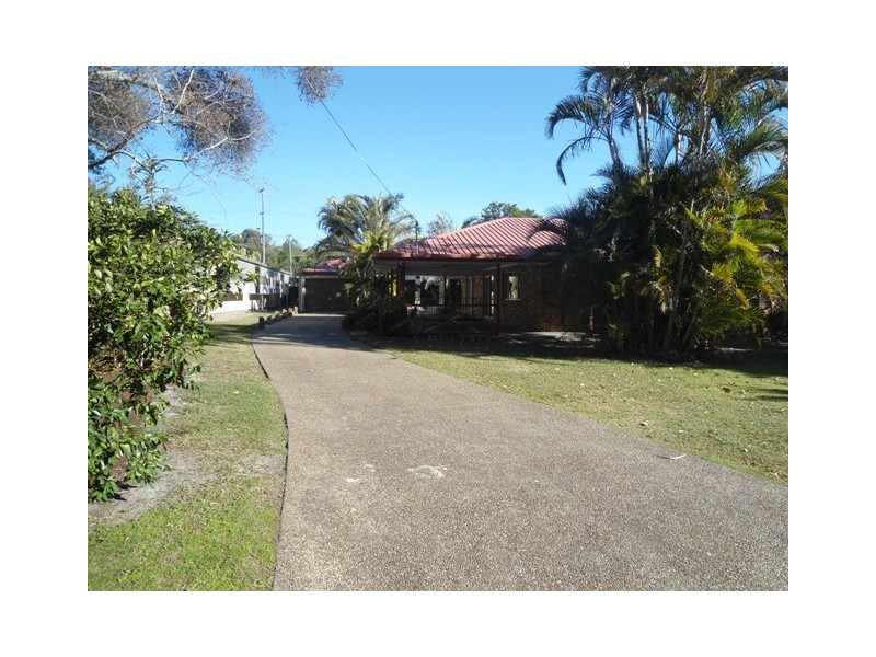 105 Ningi Esplanade, Ningi QLD 4511