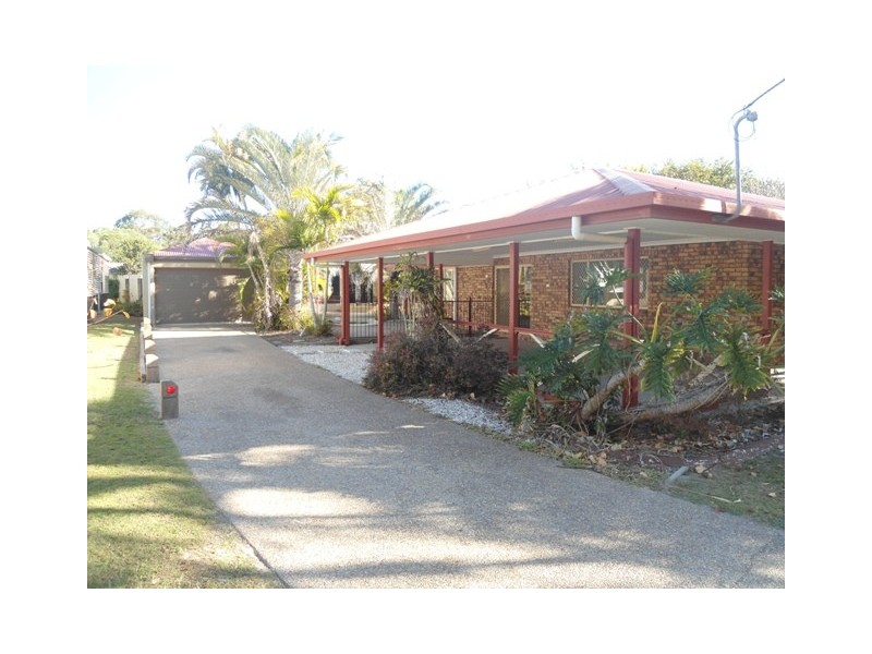 105 Ningi Esplanade, Ningi QLD 4511