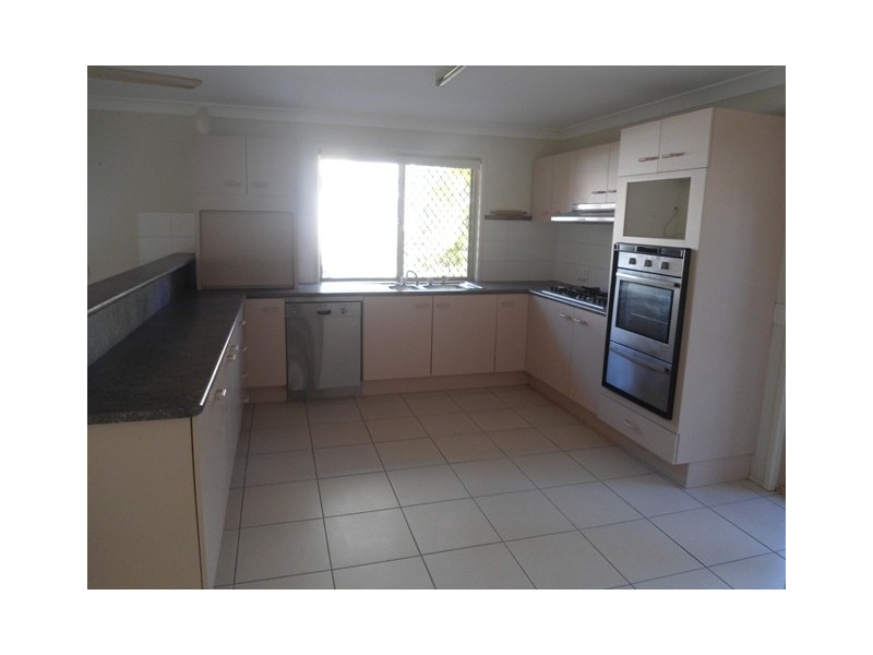 105 Ningi Esplanade, Ningi QLD 4511