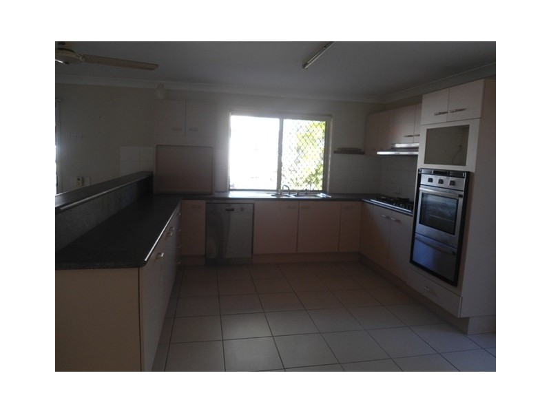 105 Ningi Esplanade, Ningi QLD 4511
