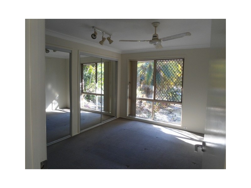 105 Ningi Esplanade, Ningi QLD 4511