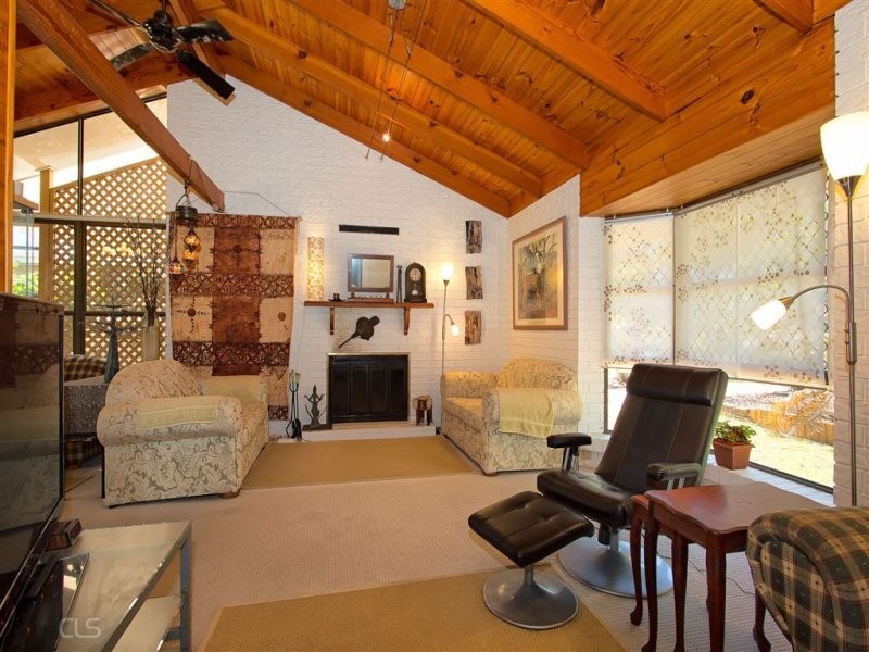 16 Flinders Street, Bongaree QLD 4507