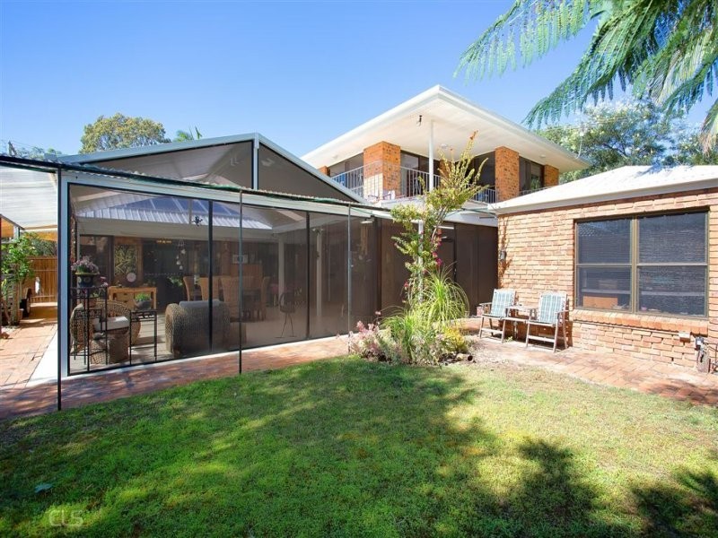 16 Flinders Street, Bongaree QLD 4507