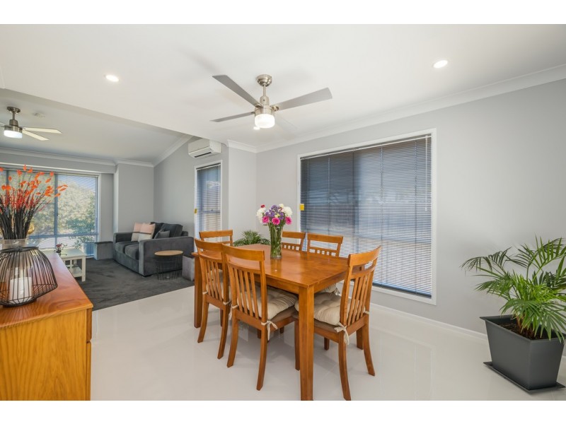 6 Headsail Drive, Banksia Beach QLD 4507