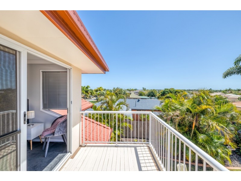 6 Headsail Drive, Banksia Beach QLD 4507